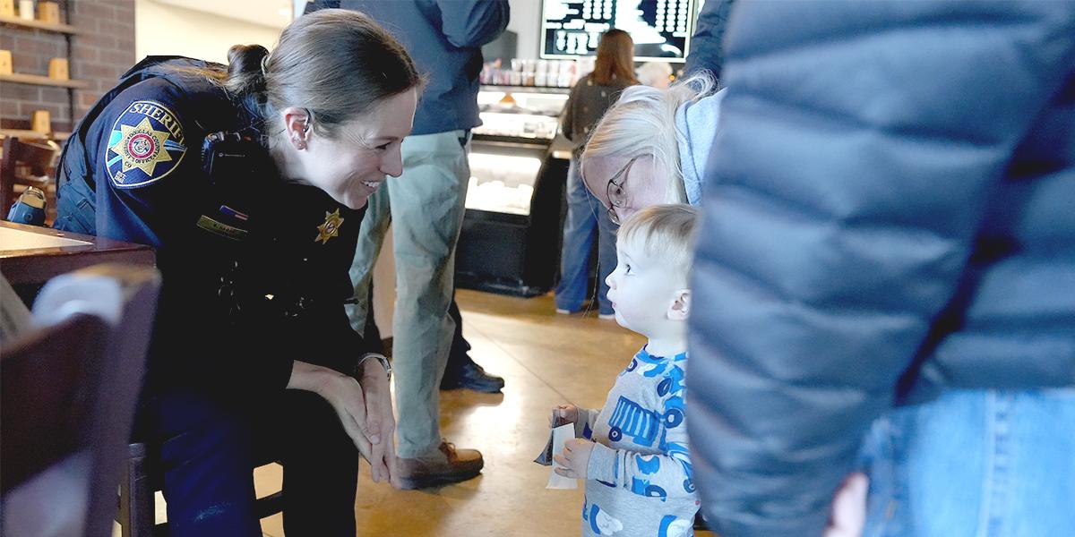 dcsheriffnet mainslider coffeewithresponders2 08